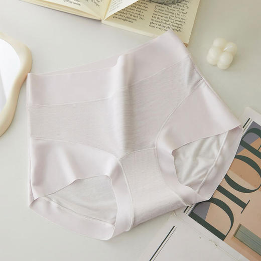 【透气超大弹力200斤大码内裤】裸感超薄中抑菌底档 高腰无痕内裤女  商品图9