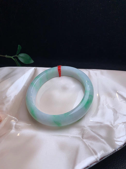 620437，59飘阳绿手镯，满圈飘绿， 底妆干净 商品图4