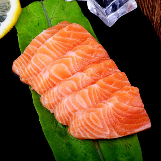 【买就送鱼边角一份，买2份再减10元】   当天现切 冰鲜三文鱼 刺身 ！默认整段，切片备注 商品图0