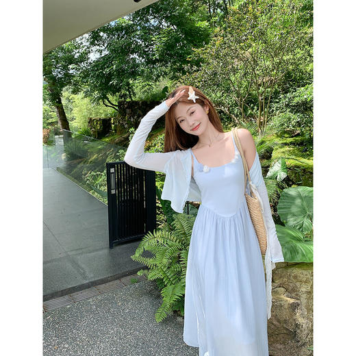 【折后再享2件88折】现货秒杀！微信打折价！立体玫瑰花吊带连衣裙 日常219.99/件 立减90 秒杀129.99/件！！ 商品图2