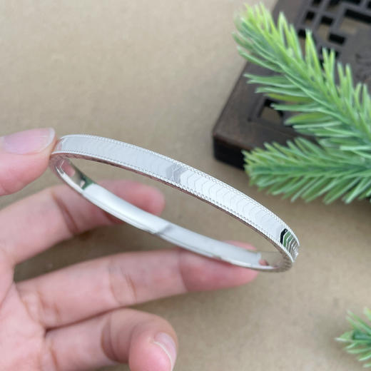 【限时8.8折】【线上铂金馆】PT950 【国际铂金协会】铂金空心镜面金箭头开口手镯(BSZ00119)预售产品下单后不退款不退货不换货不补差价) 商品图2
