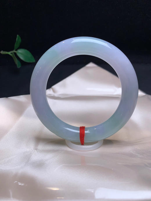 620438，56.5 春彩圆条，淡春彩底色，整体清新干净，有特色，润润的 商品图0