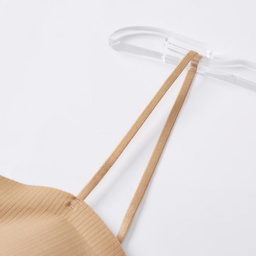 🔥【免穿文胸吊带】诗慕小姐 时尚提花条纹背心1519款2件 🌿提花条纹面料设计♥️ 自带胸垫 🌿半固定杯垫 可直接机洗的😍 不变形不跑杯 商品图4