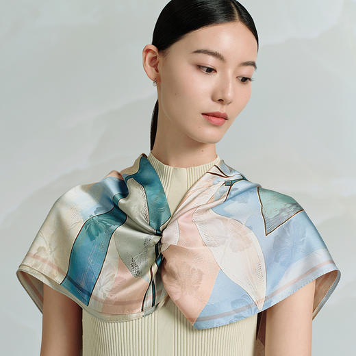 万事利“空谷香”双面印花大方巾 商品图2