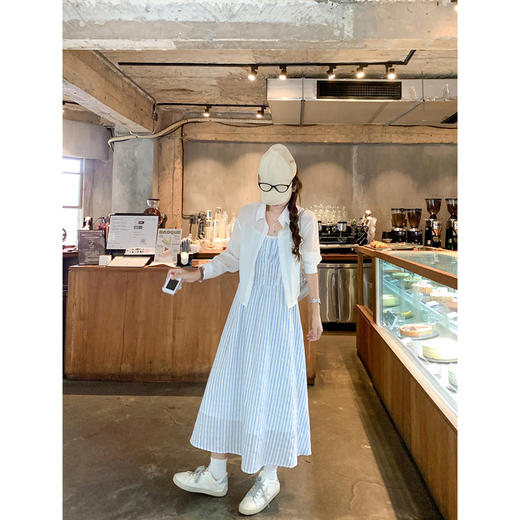 【折后再享2件88折】现货秒杀！微信打折价！韩系蕾丝蓝白条纹连衣裙 日常229.99 立减100 秒杀129.99！ 商品图2