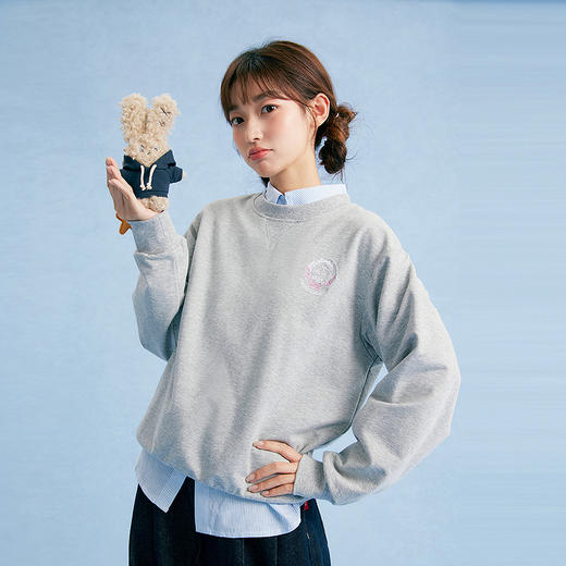 笛莎Deesha青少年女童卫衣2025秋季女童甜美刺绣圆领卫衣 商品图3