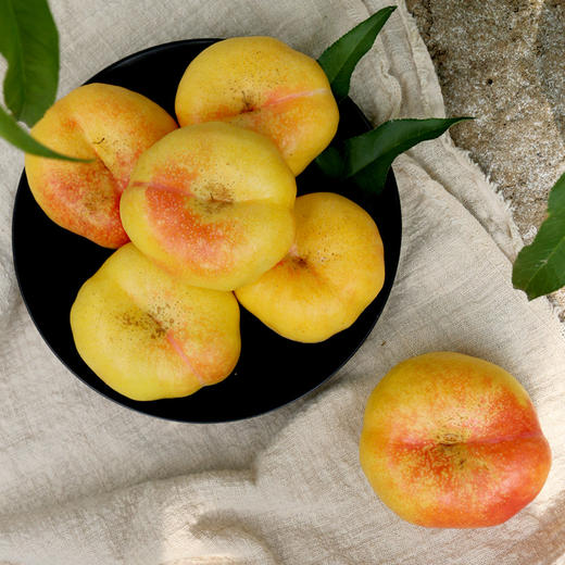 平谷黄油蟠桃礼盒  新鲜采摘  脆甜多汁  桃味浓郁  应季尝鲜 商品图7