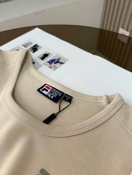 点此购买 斐乐夏季女子针织短袖衫 37 323928 商品图14