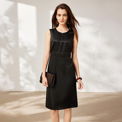 TANGY Collection天意2025秋季新品商场同款女连衣裙L253802 商品图3