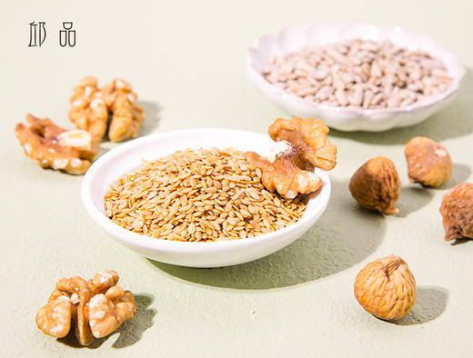 【邱品 亚麻籽坚果饼】亚麻籽葵花籽南瓜籽无花果核桃低聚果糖 低温烘焙，孕妈也能吃 商品图1