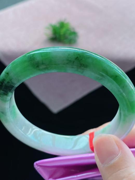 59正圈翡翠手镯 商品图1