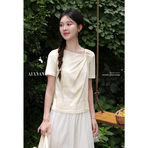 鹿向南「柠檬汽水」设计感浅黄色斜领短袖T恤夏季新款时尚上衣女 商品图0