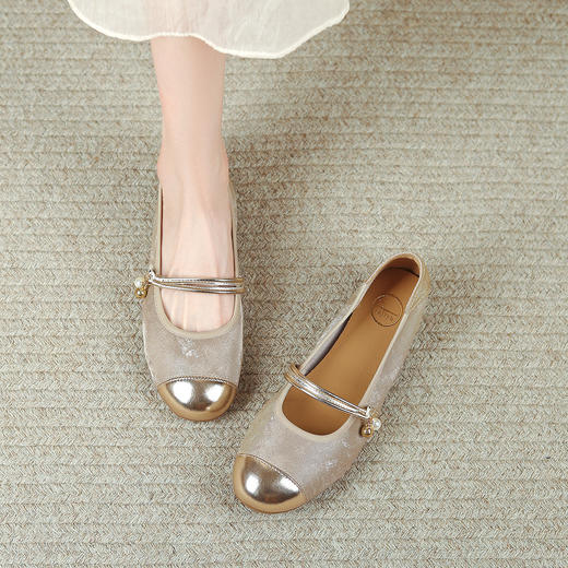 品质好货|Safiya/索菲娅2025夏平底舒适羊里羊垫浅口玛丽珍鞋SFD2111716 商品图2