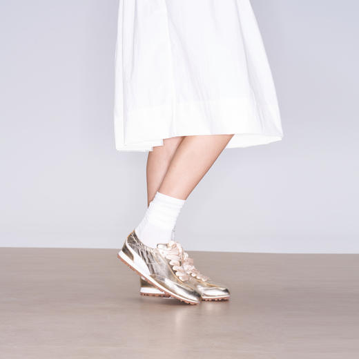 lost in echo2025秋冬新款时尚复古真皮抽褶牛皮薄底休闲阿甘鞋女 商品图3