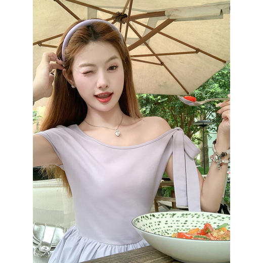 <曾小咸推荐>现货秒杀！卖完不补 ！微信打折价！斜肩系带连衣裙 日常159.99/件 立减70 秒杀89.99/件！！ 商品图1