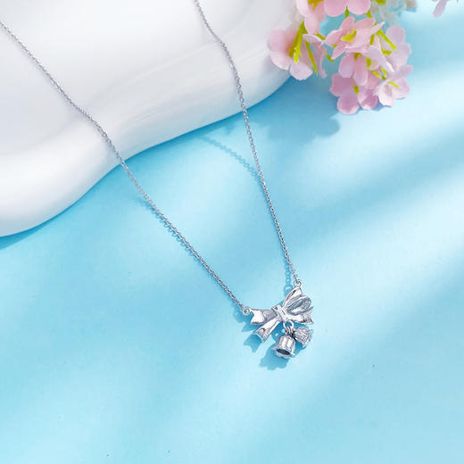 【限时8.8折】【线上铂金馆】PT950 #在逃公主 【国际铂金协会】铂金镂空在逃公主甜美少女心蝴蝶结铃兰花调节套链(ACPTTL00001)预售产品下单后不退款不退货不换货不补差价) 商品图2
