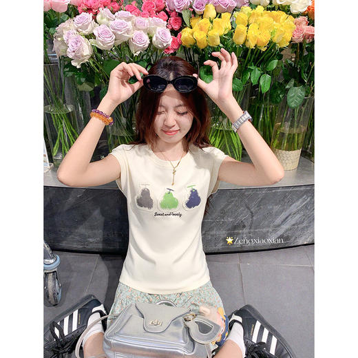 <曾小咸推荐>韩系简约风三色梨修身短袖T恤短裤 商品图3