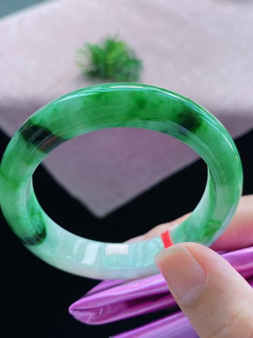 53翡正圈翡翠手镯 商品图4