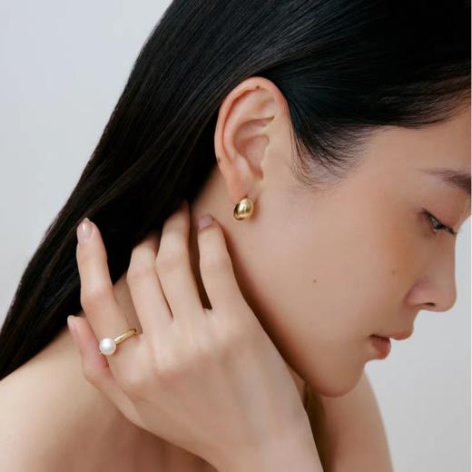 2楼「新品」Fellala/翡拉拉「简奢3.0」系列蛋面小耳钉原创精致耳饰货号925422107吊牌价399现价359 商品图1