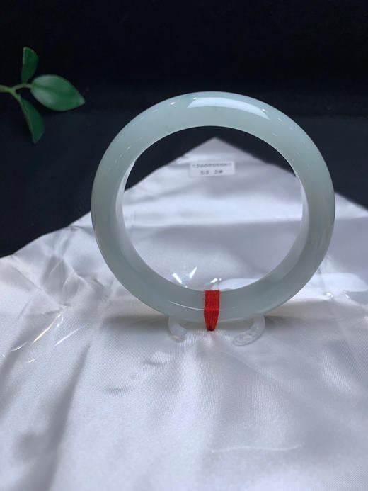 620430，53.2飘花手镯，底妆干净秀气，飘清新小蓝花，清新秀气 商品图2