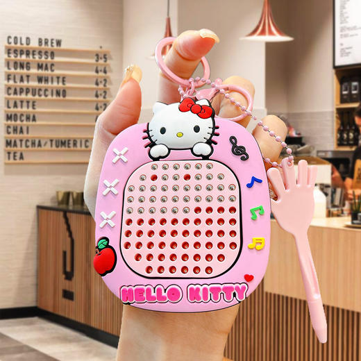 【超值29.9任选两款！】2025新款迷你网红玩具 磁铁磁吸钢珠画板 三丽鸥钥匙扣挂件 解压神器-QQ 商品图7