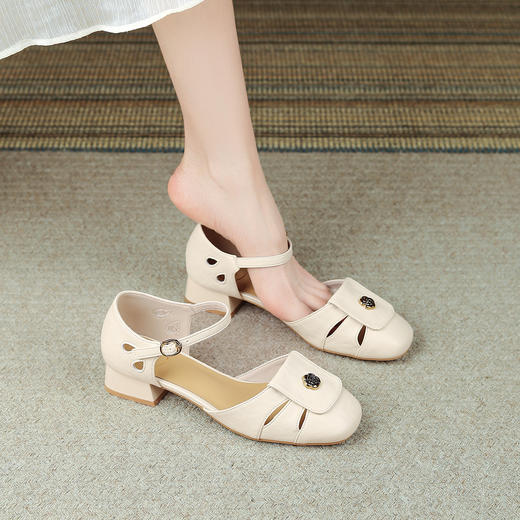 品质好货|Safiya/索菲娅2025休闲舒适百搭不累脚中空玛丽珍凉鞋FD2114736 商品图7