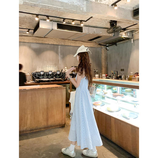 【折后再享2件88折】现货秒杀！微信打折价！韩系蕾丝蓝白条纹连衣裙 日常229.99 立减100 秒杀129.99！ 商品图4