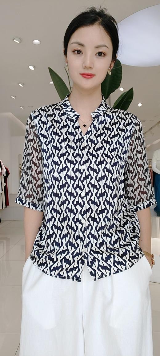 58J839剪刀领真丝上衣 商品图0