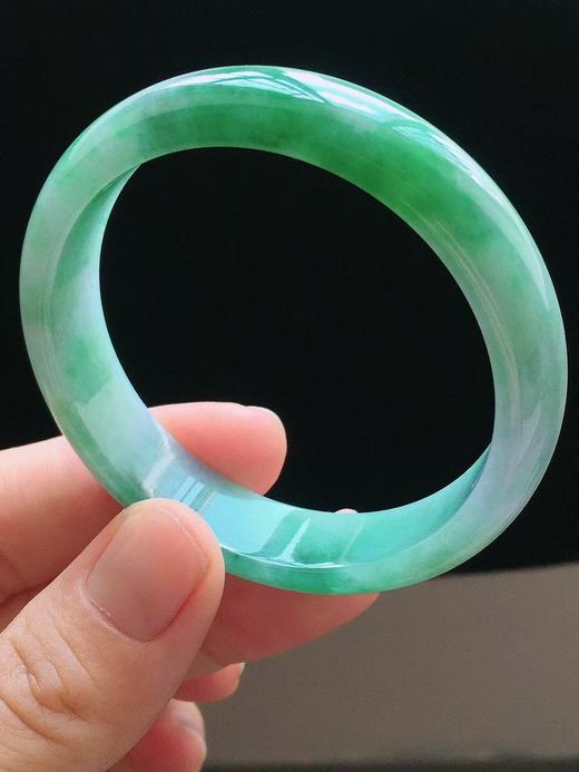 55正圈翡翠手镯 商品图1