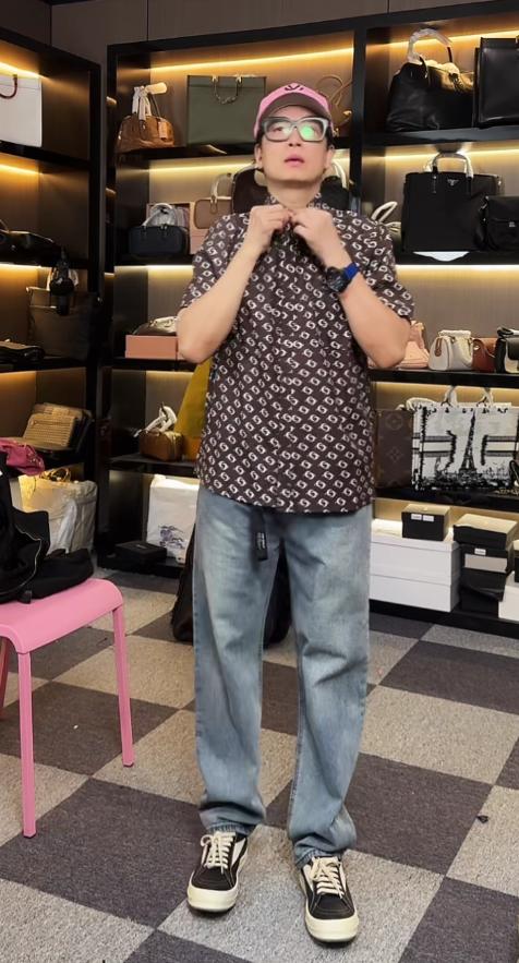 休闲简约直筒牛仔裤 商品图1