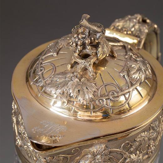 【已售】独角鹿西洋古董法国著名金银器工坊ODIOT出品葡萄藤蔓主题纯银鎏金精雕装饰菱格纹水晶酒壶 商品图2