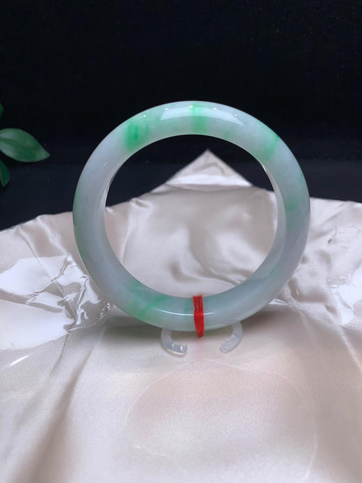 620437，59飘阳绿手镯，满圈飘绿， 底妆干净 商品图1