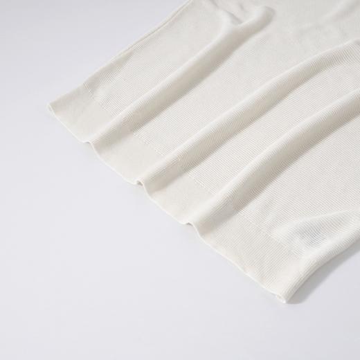 茧墨 法式撞色U领设计莱赛尔短袖上衣 商品图3