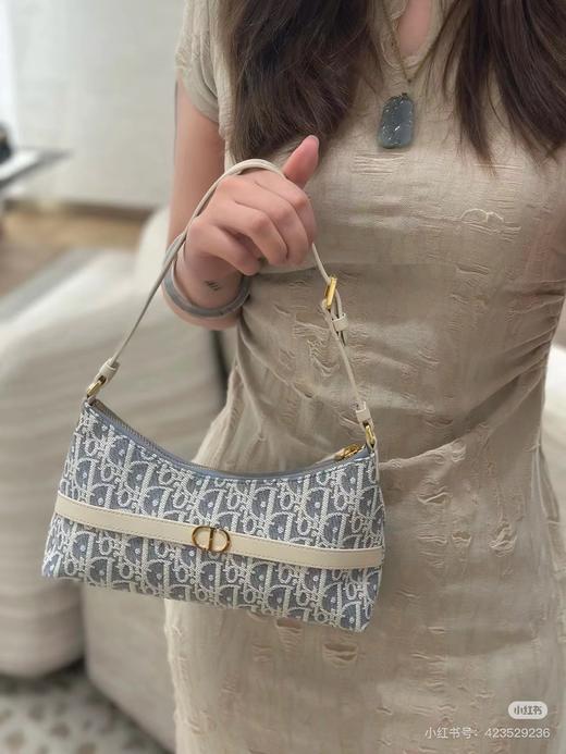 D070811浅蓝老花金色字母logo帆布单肩手提包 商品图4