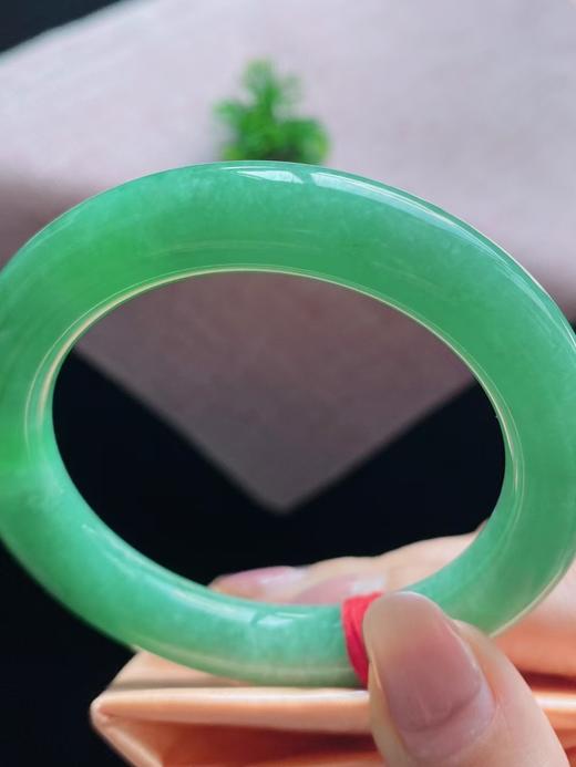 54正圈翡翠手镯 商品图4