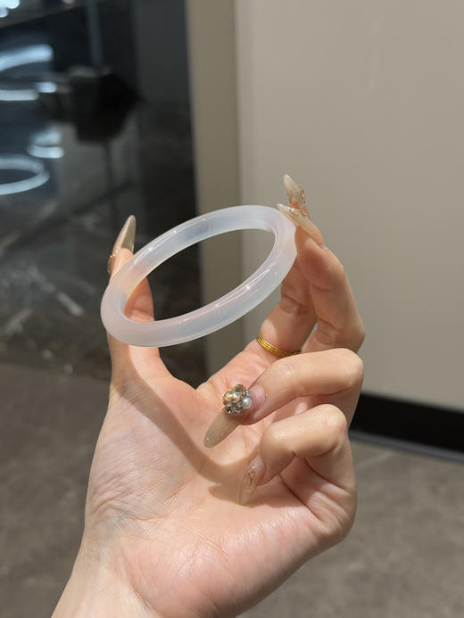 玛瑙白月光小圆条 商品图1