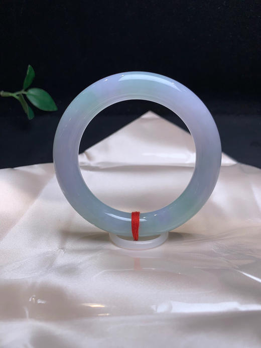 620438，56.5 春彩圆条，淡春彩底色，整体清新干净，有特色，润润的 商品图1