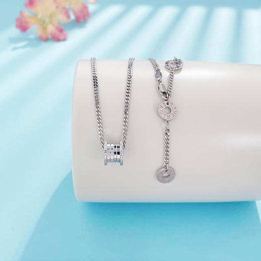 【限时8.8折】【线上铂金馆】PT950 铂金实心LOVE三饼调节链小蛮腰套链(PTTL00201)预售产品下单后不退款不退货不换货不补差价) 商品图0