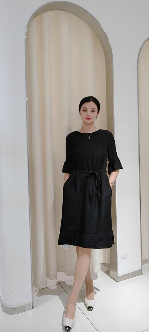 582850夏款上新 赫本风暗格真丝连衣裙 商品图0