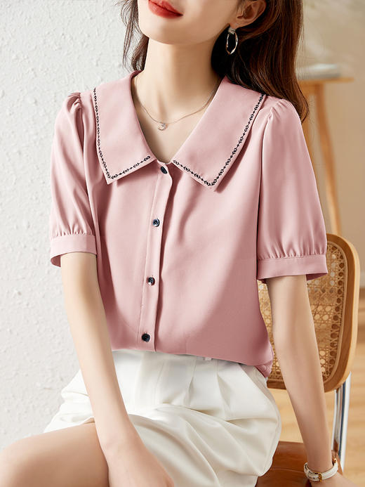 【专属特价】熙世界短袖衬衫女设计感小众2025年夏装新款气质显瘦刺绣翻领上衣 商品图1