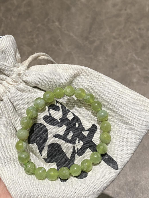 天然岫玉手串 商品图3