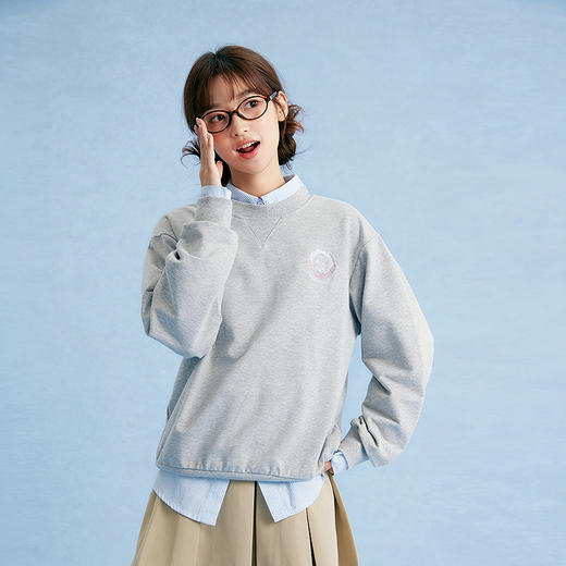 笛莎Deesha青少年女童卫衣2025秋季女童甜美刺绣圆领卫衣 商品图1