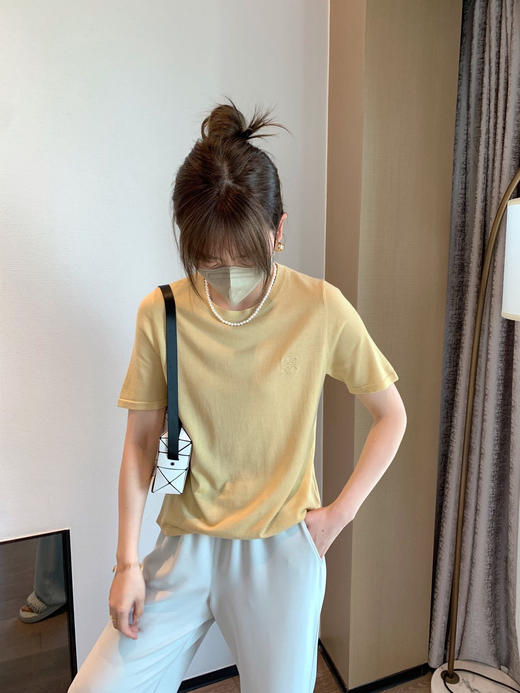 老罗刺绣天丝莱赛尔针织T恤衫 商品图5