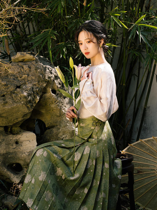 荷言GL 兰麝 松绿色玫瑰花改良马面裙文艺油画优雅 商品图3