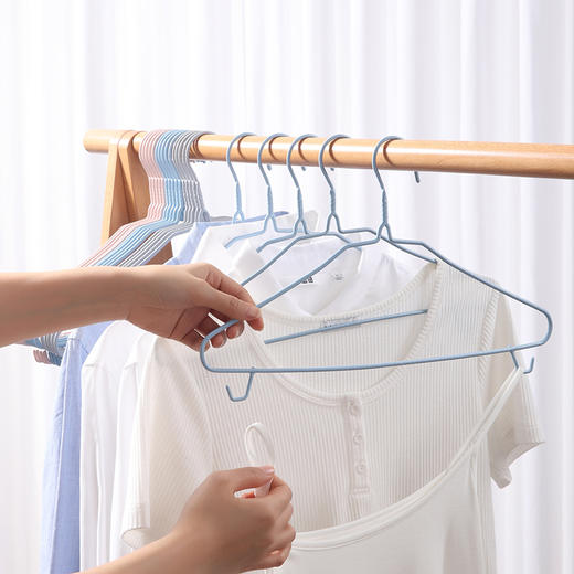 【批发】美丽雅金彩浸塑衣架中号10支入(40cm) 商品图3