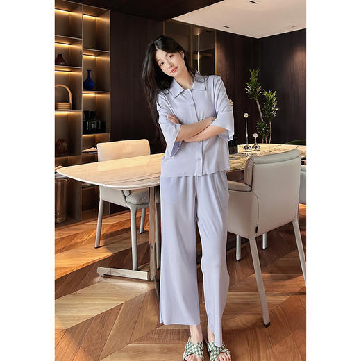 官网1189！爱家莫代尔垂顺亲肤翻领家居服女休闲宽松透气海藻纤维八分裤睡衣套装 商品图2