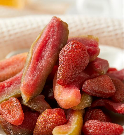 🔥果干界王者❗一口还原【果然U品草莓芭乐】丹东草莓 x 红心芭乐干😋糯糯叽叽❤️一口沦陷！ ✅低温烘培工艺👍锁住水果原始香甜🍦😍口感软糯有嚼劲，清香酸甜 商品图2