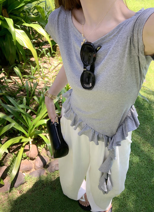 【99元任选2件】新品现货秒杀！卖完下架不再补 ！微信粉丝打折价！！两色不规则设计飘带短袖 商品图10