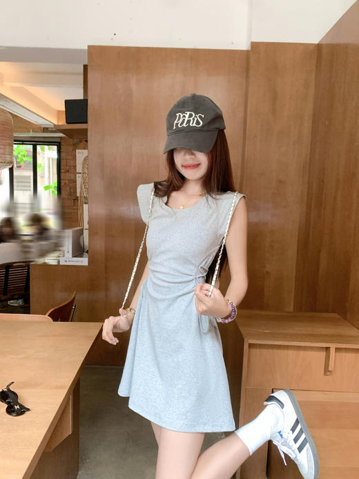 【169元任选2件】最后一波现货！2色侧边抽绳无袖连衣裙 商品图10