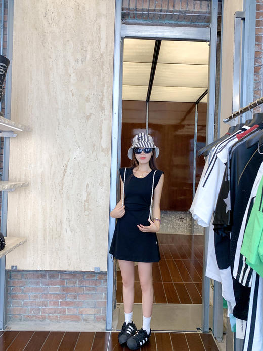 【169元任选2件】最后一波现货！2色侧边抽绳无袖连衣裙 商品图12